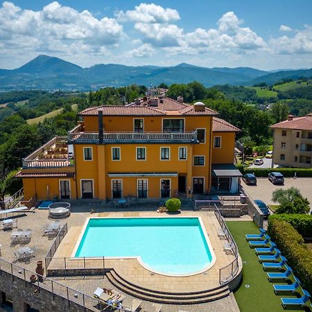 Fortebraccio Montone  Luaran gambar