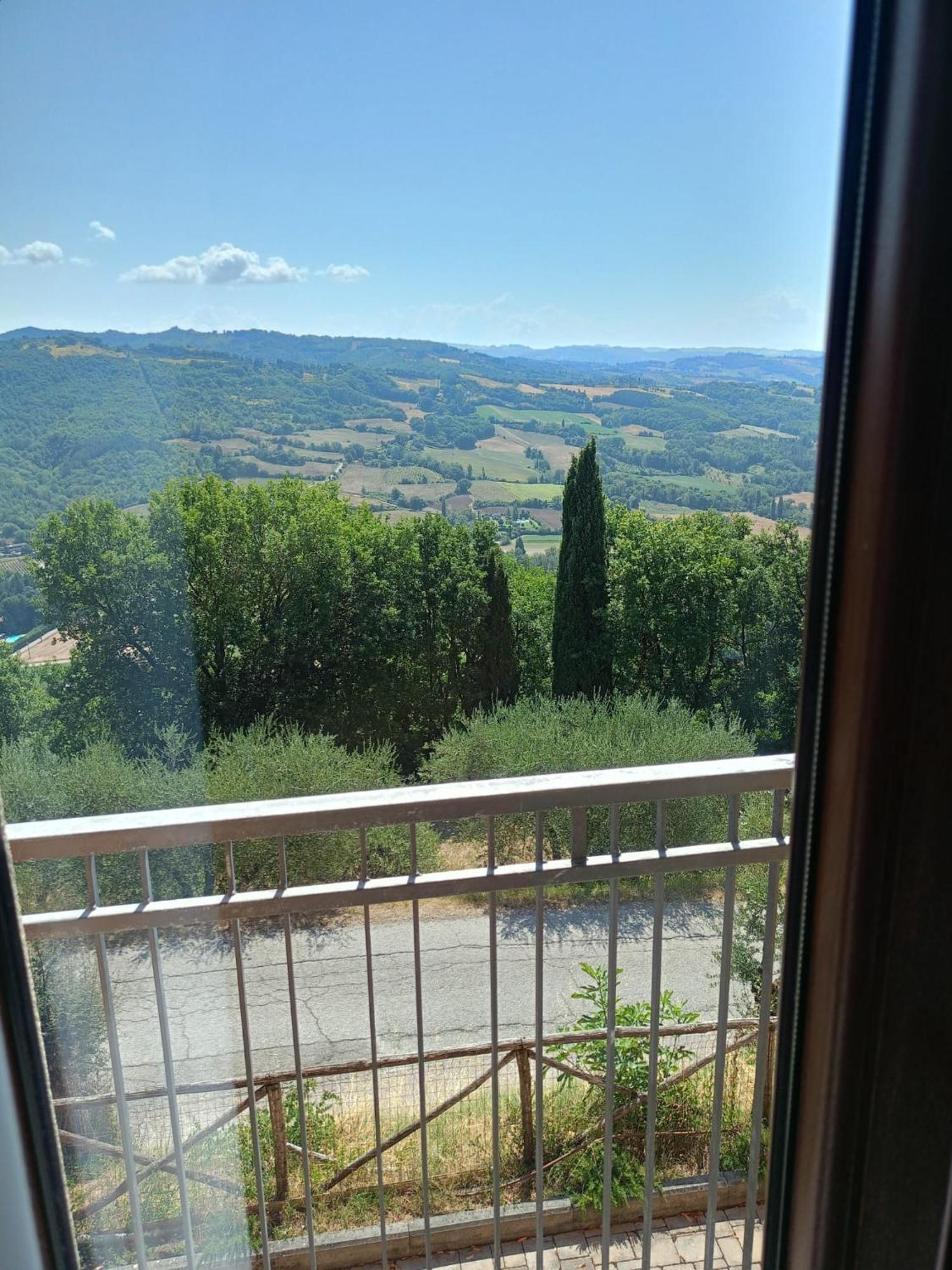 Fortebraccio Montone  Luaran gambar